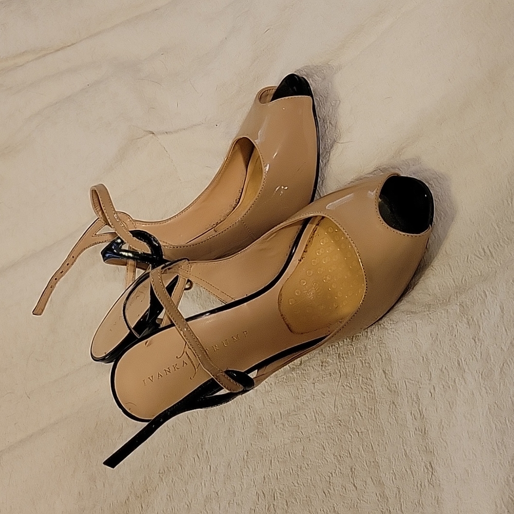 Ivanka Trump black/nude heels